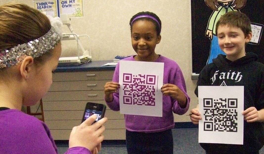 Communicate with QR Codes in the Classroom